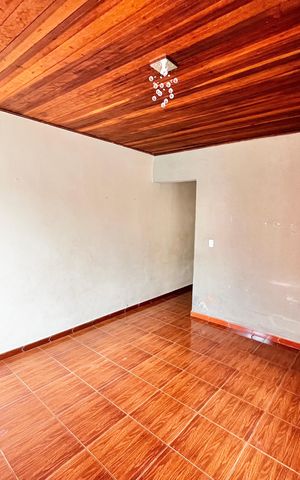 Casa à venda com 375m², 7 quartos e 4 vagas Casa à venda com 375m², 7 quartos e 4 vagasSala