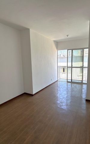 Apartamento para alugar com 66m², 2 quartos e 1 vagaSala