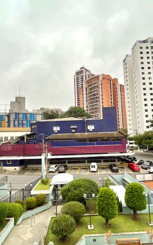 Apartamento à venda com 61m², 2 quartos e 1 vaga Apartamento à venda com 61m², 2 quartos e 1 vagaVista do Quarto 2