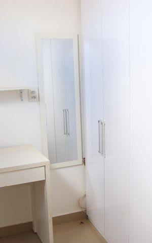 Casa de condomínio à venda com 225m², 3 quartos e 3 vagasEscritório 01