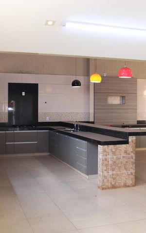 Casa de condomínio à venda com 225m², 3 quartos e 3 vagasCozinha