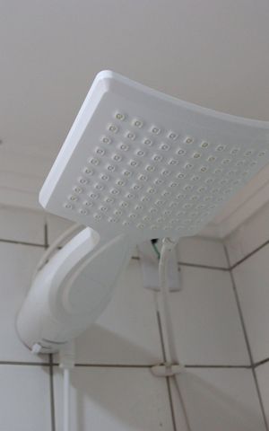 Casa de condomínio à venda com 225m², 3 quartos e 3 vagasBanheiro