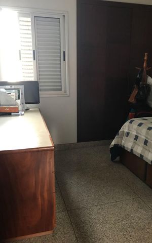 Apartamento à venda com 140m², 4 quartos e 2 vagas