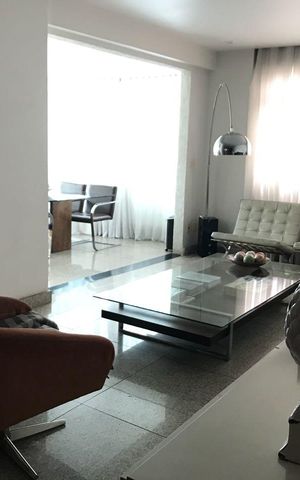 Apartamento à venda com 140m², 4 quartos e 2 vagas