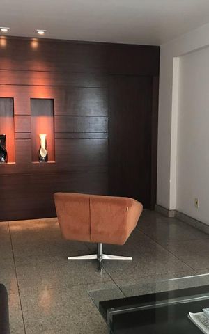 Apartamento à venda com 140m², 4 quartos e 2 vagas