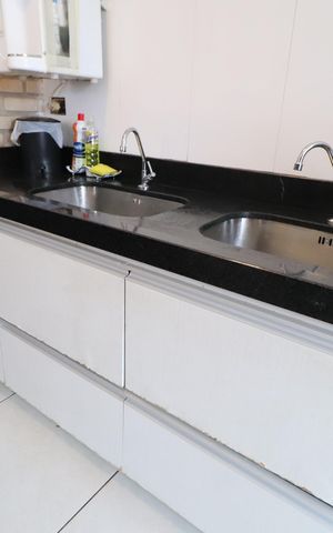 Casa para alugar com 370m², 5 quartos e 3 vagasCozinha