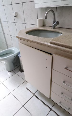 Casa para alugar com 370m², 5 quartos e 3 vagasBanheiro do Quarto 1