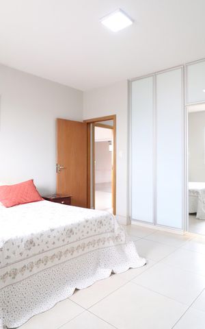 Casa para alugar com 370m², 5 quartos e 3 vagasQuarto 4 - Suíte