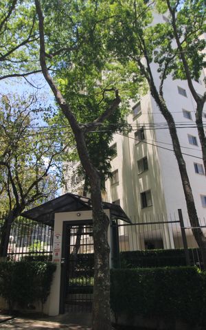 Apartamento à venda com 74m², 3 quartos e 1 vagaFachada