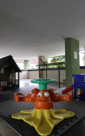 Apartamento à venda com 73m², 2 quartos e 1 vagaÁrea comum - Playground