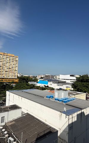 Apartamento à venda com 73m², 2 quartos e 1 vaga Apartamento à venda com 73m², 2 quartos e 1 vagaVaranda