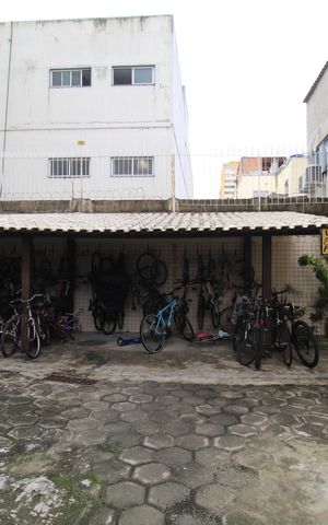 Apartamento à venda com 73m², 2 quartos e 1 vagaÁrea comum