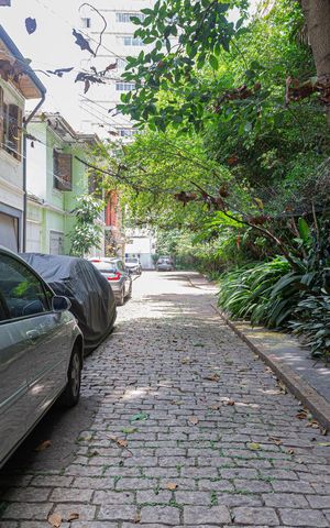 Casa à venda com 140m², 3 quartos e 2 vagas Casa à venda com 140m², 3 quartos e 2 vagasÁrea comum da Vila
