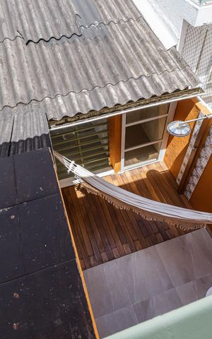 Casa à venda com 100m², 2 quartos e 1 vaga Casa à venda com 100m², 2 quartos e 1 vagaVista