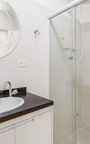 Casa à venda com 100m², 2 quartos e 1 vaga Casa à venda com 100m², 2 quartos e 1 vagaBanheiro
