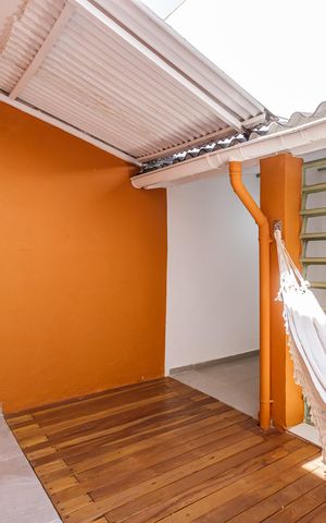 Casa à venda com 100m², 2 quartos e 1 vaga Casa à venda com 100m², 2 quartos e 1 vagaQuintal