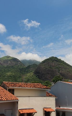 Casa de condomínio à venda com 127m², 2 quartos e 2 vagasTerraço - Vista