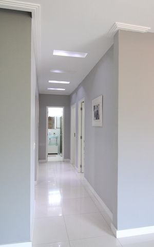 Casa de condomínio à venda com 127m², 2 quartos e 2 vagasSala - Corredor