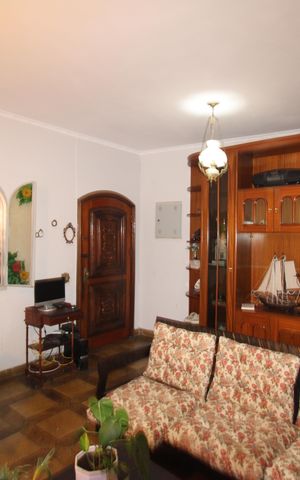 Casa à venda com 250m², 5 quartos e 4 vagasSala
