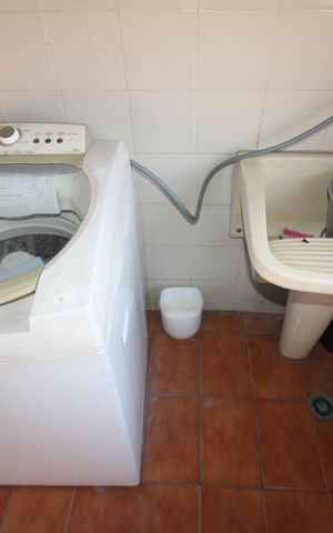 Casa à venda com 250m², 5 quartos e 4 vagasÁrea de Serviço 2