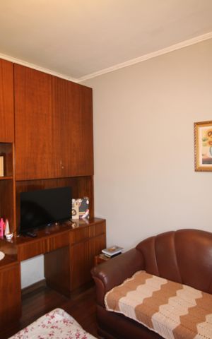 Casa à venda com 250m², 5 quartos e 4 vagasQuarto 2