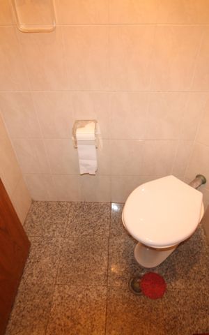 Casa à venda com 250m², 5 quartos e 4 vagasLavabo