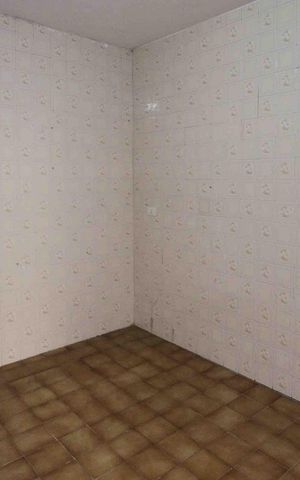 Casa à venda com 90m², 2 quartos e 2 vagas Casa à venda com 90m², 2 quartos e 2 vagasCozinha