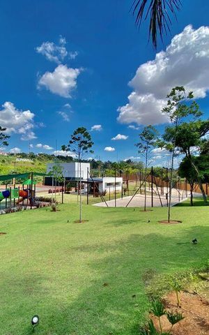 Casa de condomínio à venda com 328m², 4 quartos e 4 vagas