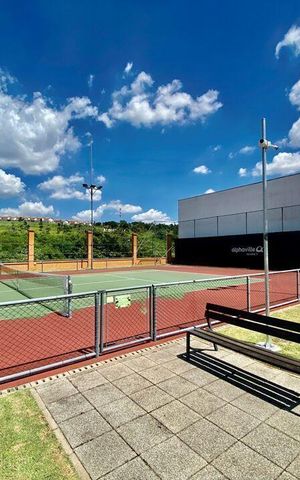 Casa de condomínio à venda com 328m², 4 quartos e 4 vagas