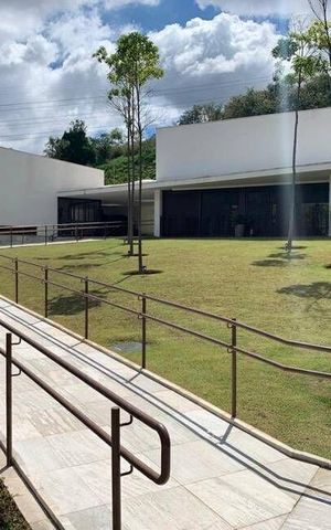 Casa de condomínio à venda com 328m², 4 quartos e 4 vagas