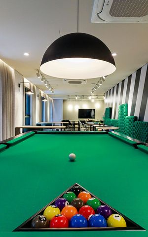 Studio para alugar com 27m², 1 quarto e sem vaga Studio para alugar com 27m², 1 quarto e sem vagaSalão de Festas