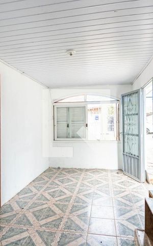 Casa à venda com 70m², 3 quartos e 1 vaga