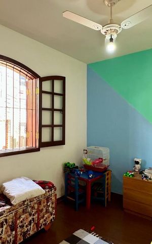 Casa à venda com 330m², 3 quartos e 3 vagasquarto 
