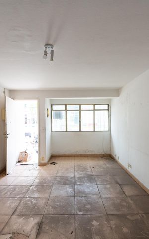 Casa à venda com 152m², 2 quartos e 2 vagas Casa à venda com 152m², 2 quartos e 2 vagasSala