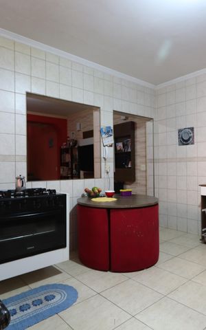 Casa à venda com 200m², 3 quartos e 6 vagasCozinha