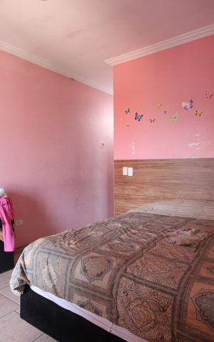 Casa à venda com 200m², 3 quartos e 6 vagasSuíte