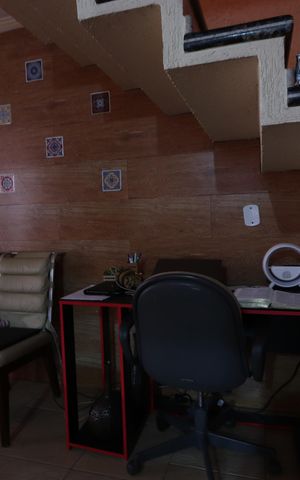 Casa à venda com 200m², 3 quartos e 6 vagasSala