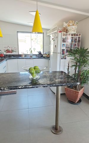 Apartamento à venda com 145m², 3 quartos e 1 vaga