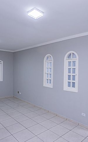 Casa para alugar com 180m², 2 quartos e 2 vagasSala