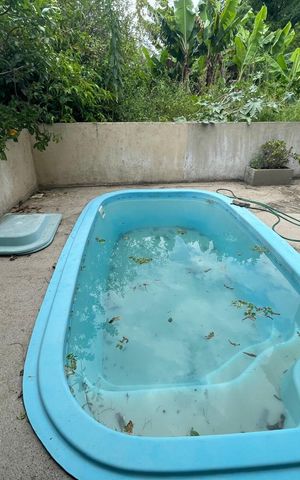 Casa à venda com 103m², 3 quartos e 1 vaga Casa à venda com 103m², 3 quartos e 1 vagaÁrea comum - piscina
