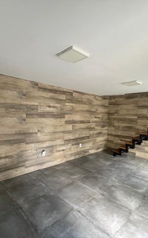 Casa à venda com 103m², 3 quartos e 1 vaga Casa à venda com 103m², 3 quartos e 1 vagaSalão de festa
