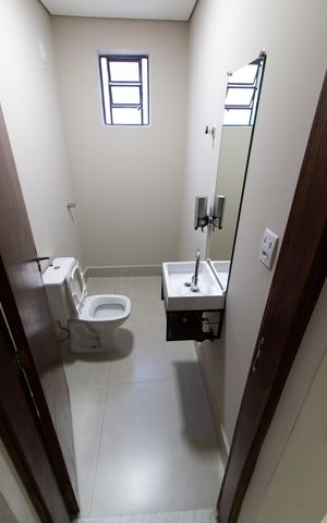 Casa à venda com 138m², 3 quartos e sem vaga Casa à venda com 138m², 3 quartos e sem vagaBANHEIRO 2
