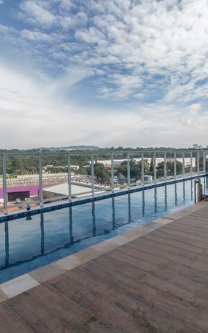 Apartamento para alugar com 40m², 2 quartos e 1 vaga Apartamento para alugar com 40m², 2 quartos e 1 vagaPiscina