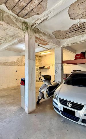 Casa à venda com 283m², 4 quartos e 4 vagasGaragem 