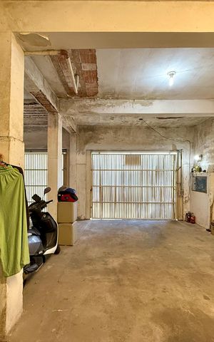 Casa à venda com 283m², 4 quartos e 4 vagasGaragem 