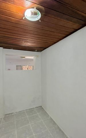 Casa à venda com 283m², 4 quartos e 4 vagasCasa 2