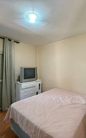 Casa à venda com 283m², 4 quartos e 4 vagasQuarto 2