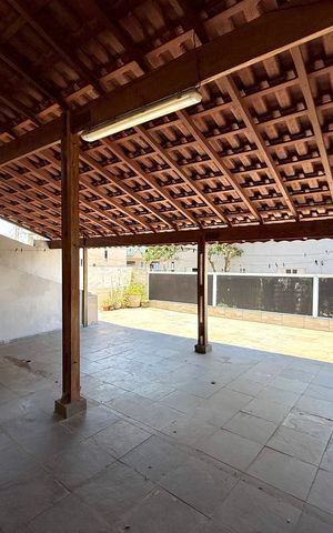 Casa à venda com 283m², 4 quartos e 4 vagasTerraço 