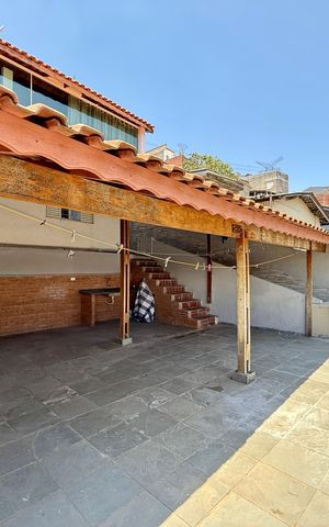 Casa à venda com 283m², 4 quartos e 4 vagasTerraço 