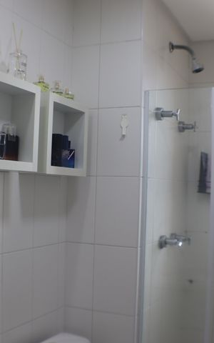 Apartamento à venda com 79m², 2 quartos e 1 vaga Apartamento à venda com 79m², 2 quartos e 1 vagaBanheiro